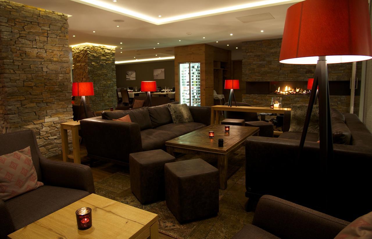 Hotel Crown Andermatt Buitenkant foto